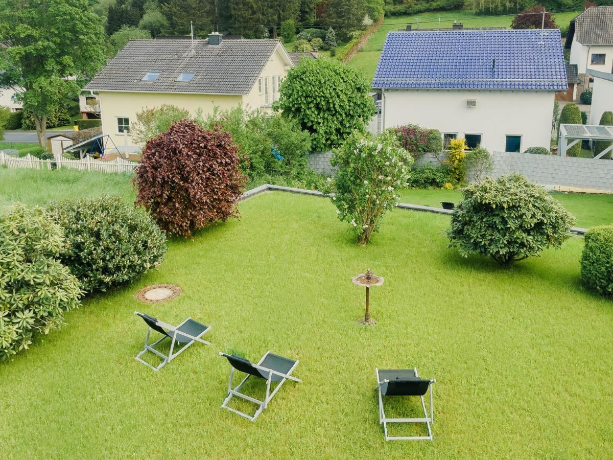 Nova Romantic Luxus Relax Apartments Mit Sauna, Nuerburgring, Adenauer Forst Bagian luar foto